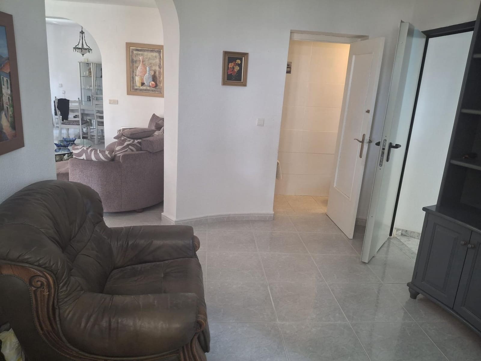 6 Zimmer Villa zu verkaufen in Filipinas mit Pool - 450.000 € (Ref: 8994002)