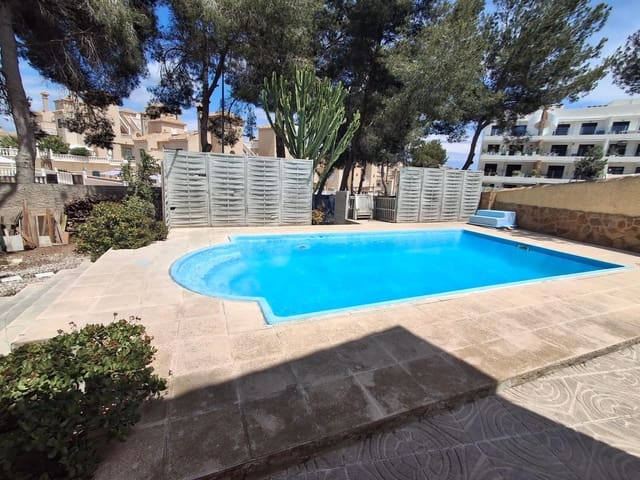 6 quarto Moradia para venda em Las Filipinas com piscina - 450 000 € (Ref: 8994002)