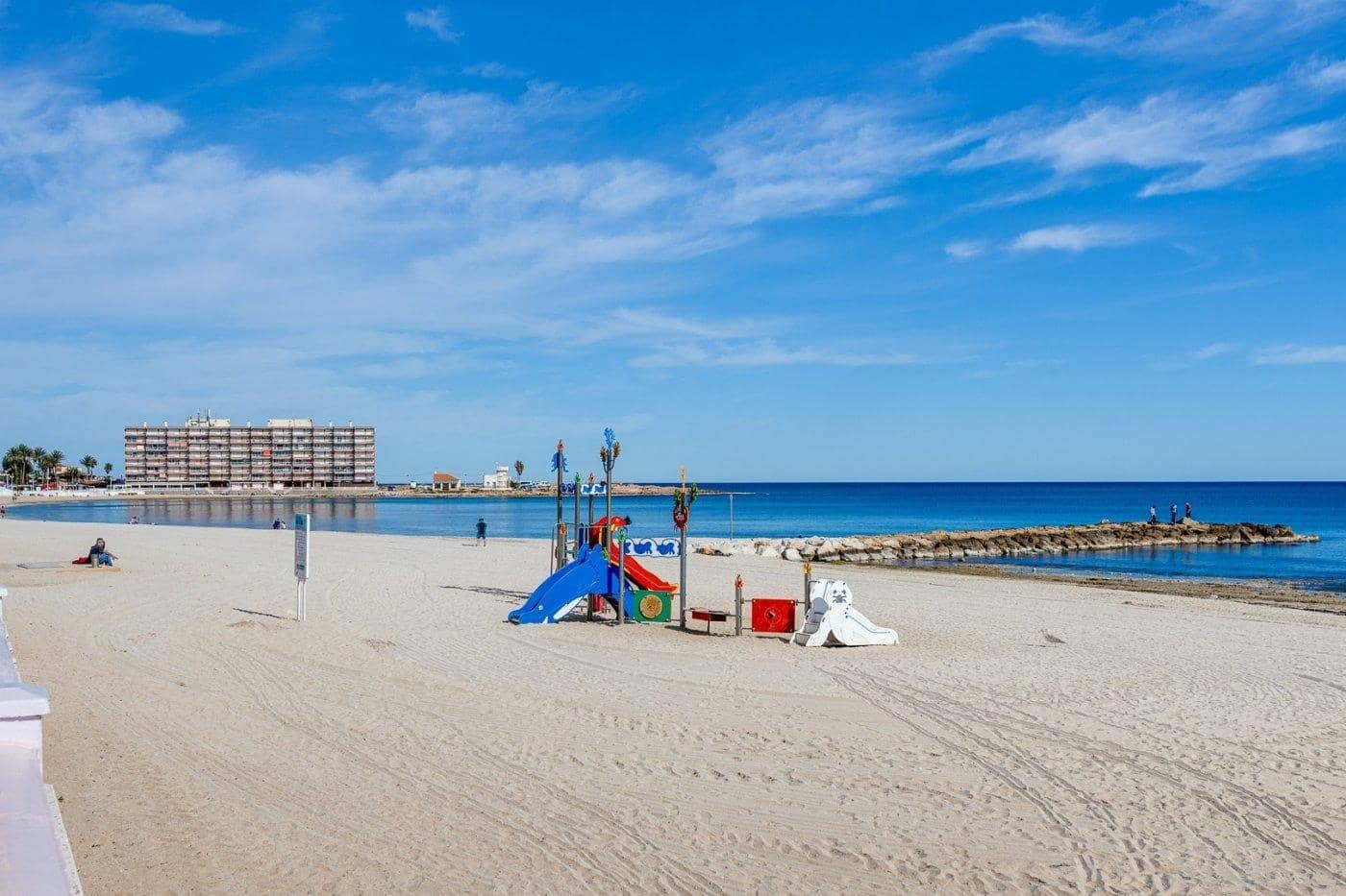 2 soveværelse Lejlighed til salg i Torrevieja - € 163.900 (Ref: 9017306)