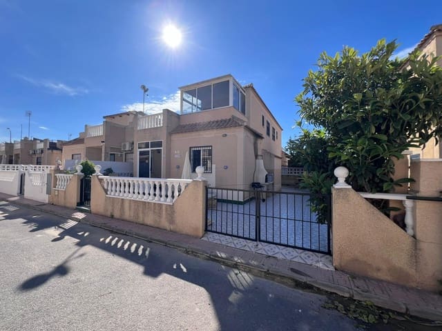 3 soveværelse Rækkehus til salg i El Chaparral - La Siesta - La Torreta, Torrevieja med swimmingpool - € 159.990 (Ref: 9068958)