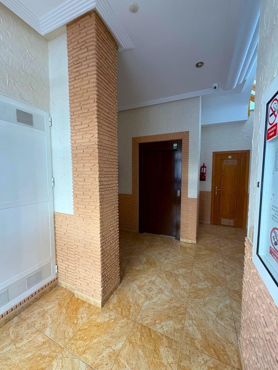 2 chambre Appartement à vendre à Torrevieja - 126 000 € (Ref: 9100888)