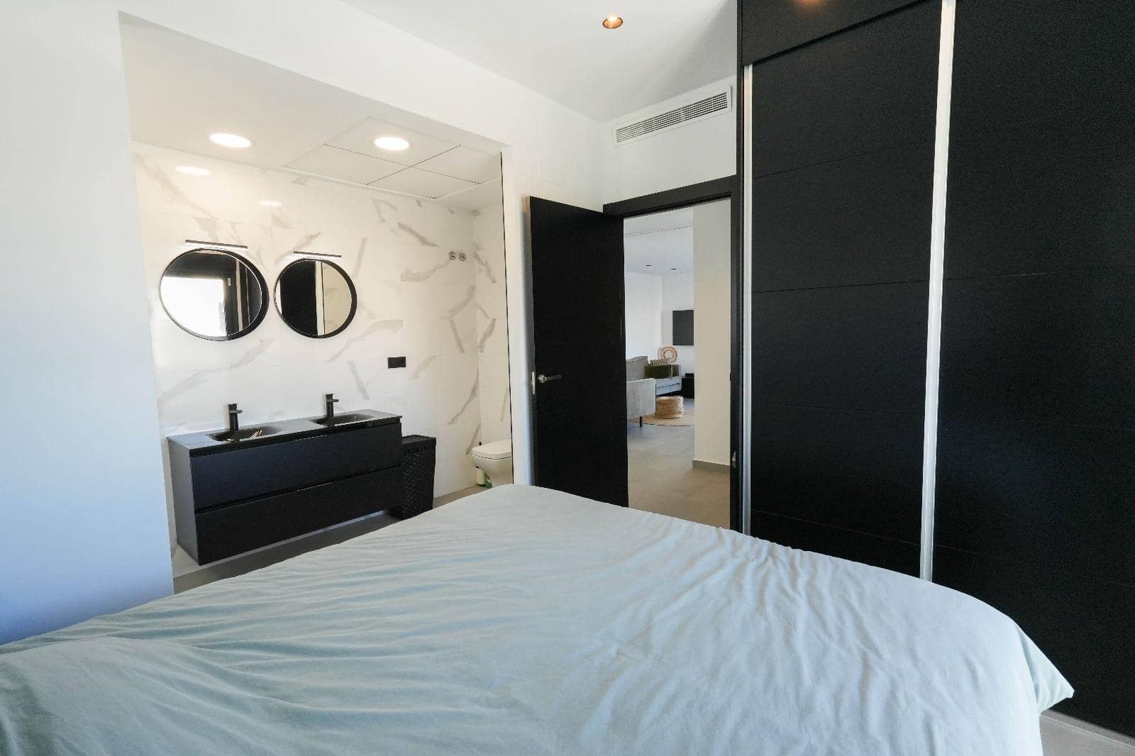 5 makuuhuone Rivitalo myytävänä paikassa Benijofar mukana uima-altaan - 530 000 € (Ref: 9165942)