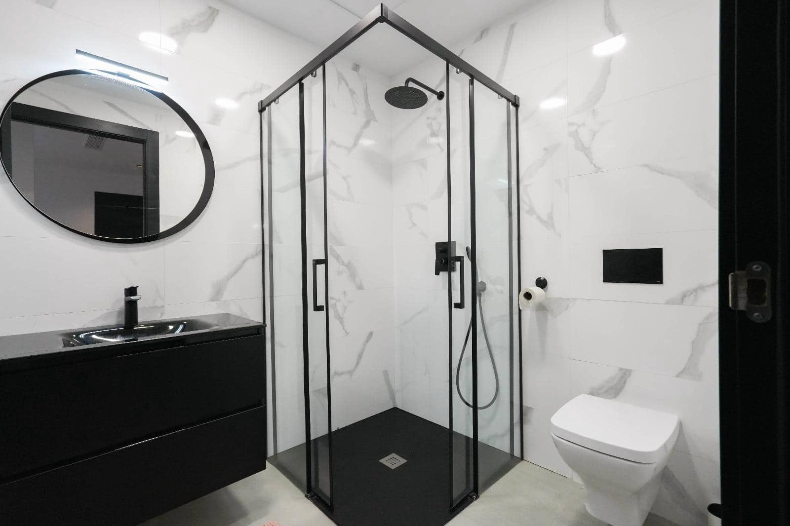 5 makuuhuone Rivitalo myytävänä paikassa Benijofar mukana uima-altaan - 530 000 € (Ref: 9165942)