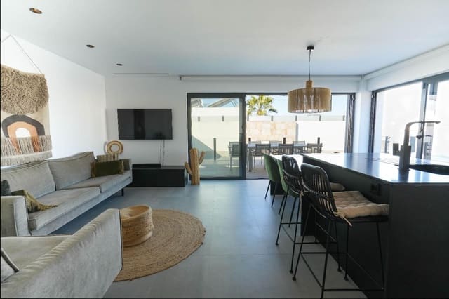 5 chambre Villa/Maison Mitoyenne à vendre à Benijófar avec piscine - 530 000 € (Ref: 9165942)