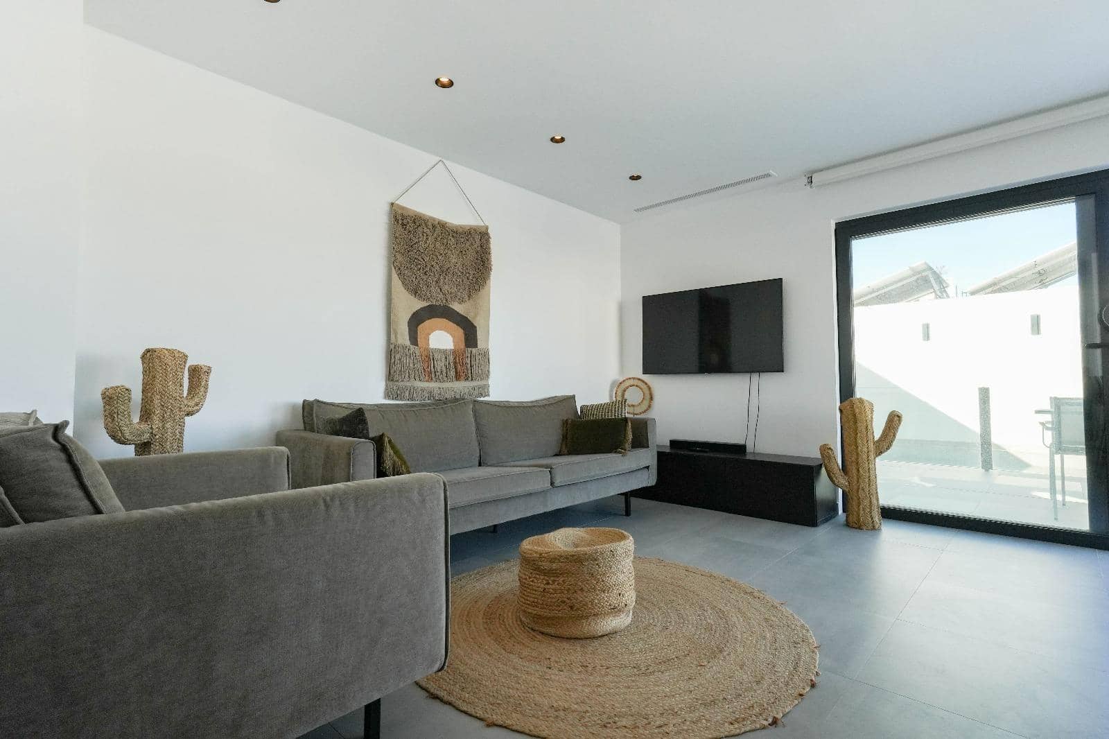 5 soveværelse Rækkehus til salg i Benijofar med swimmingpool - € 530.000 (Ref: 9165942)