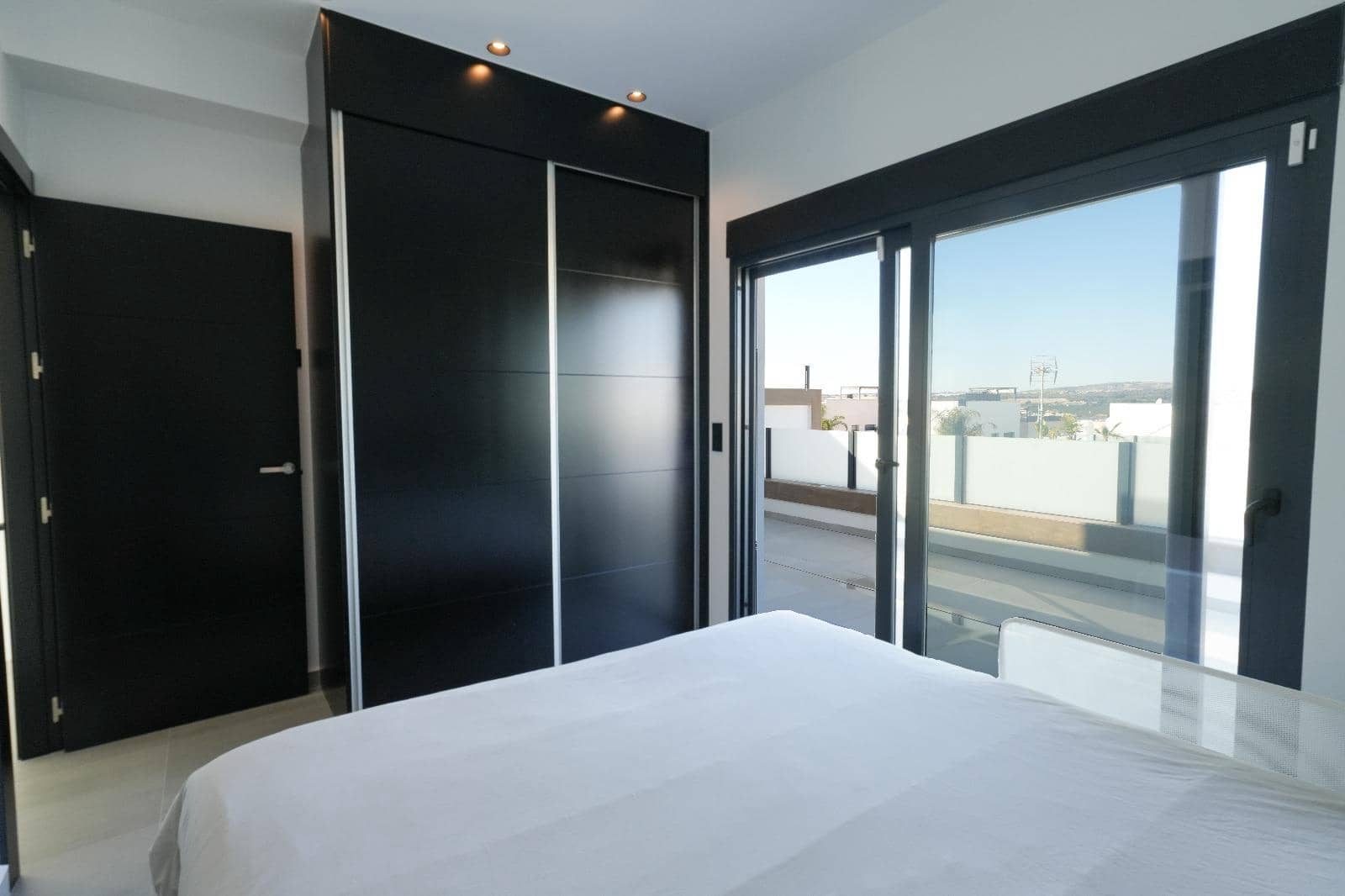 5 soveværelse Rækkehus til salg i Benijofar med swimmingpool - € 530.000 (Ref: 9165942)