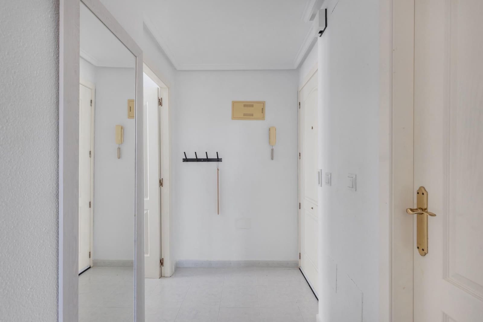 2 quarto Apartamento para venda em Torrevieja com piscina - 145 000 € (Ref: 9171725)