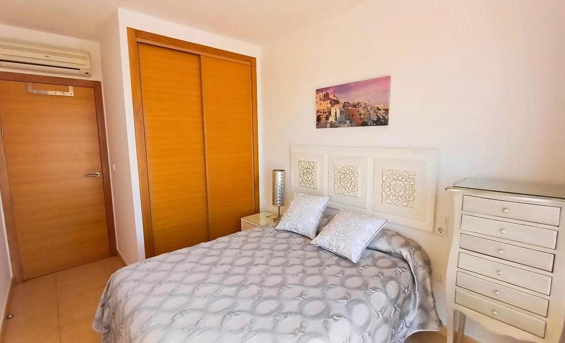 2 slaapkamer Penthouse te koop in Roldan met zwembad garage - € 117.000 (Ref: 9174870)