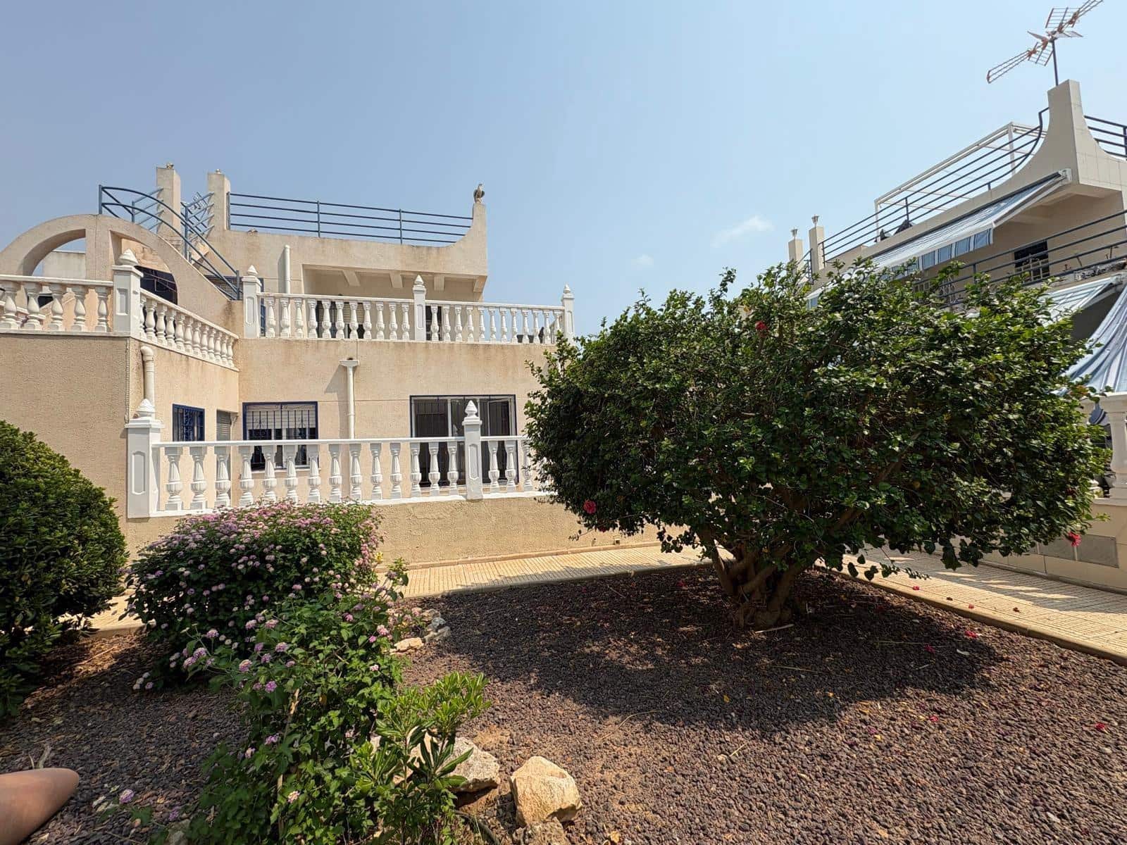 3 soveværelse Lejlighed til salg i Torrevieja med swimmingpool - € 179.000 (Ref: 9185645)