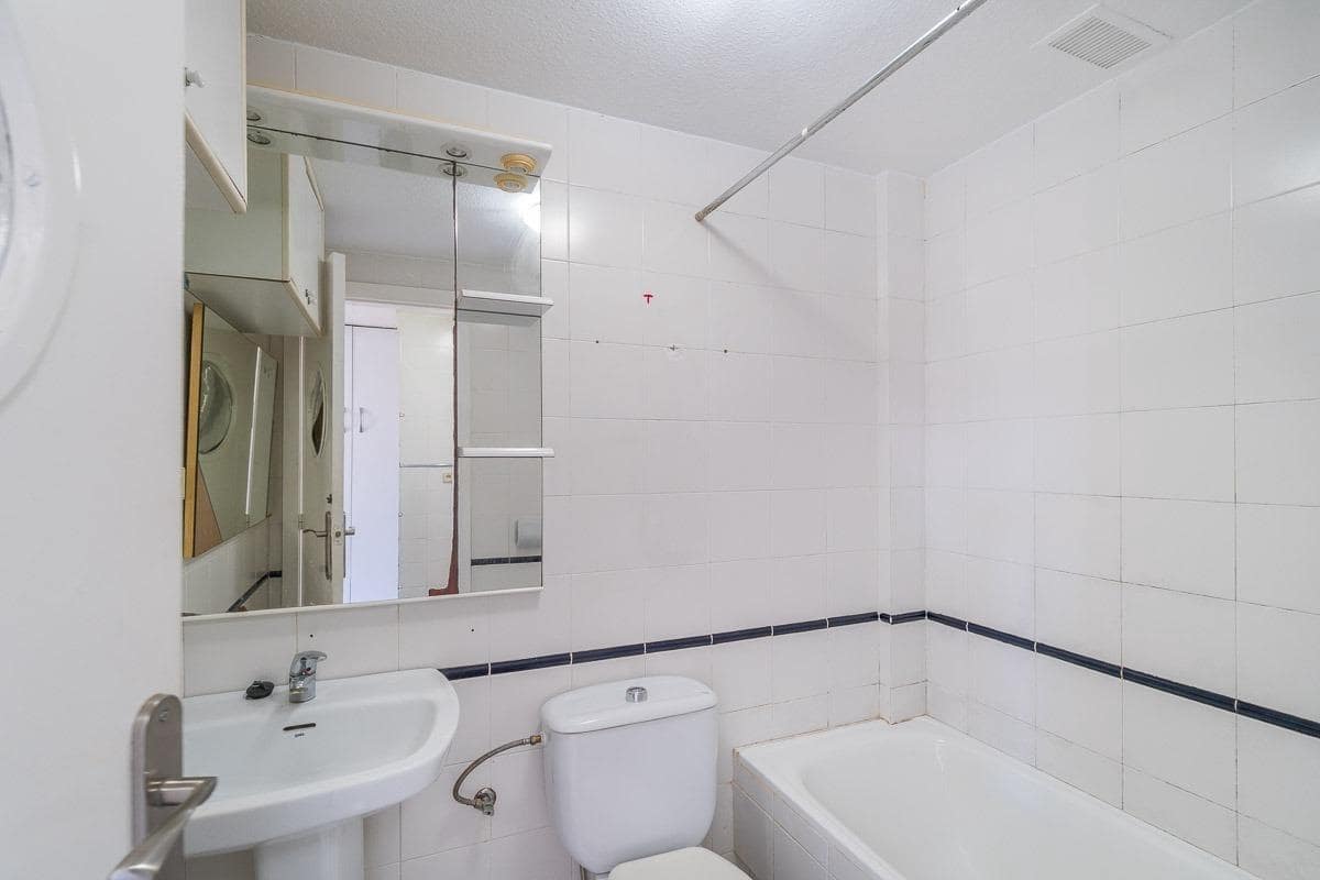 2 sypialnia Bungalow na sprzedaż w Torrevieja z basenem - 138 000 € (Ref: 9197900)