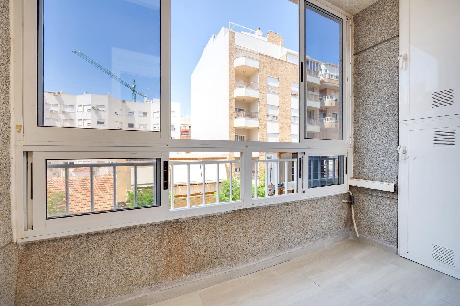 3 makuuhuone Huoneisto myytävänä paikassa Torrevieja - 138 500 € (Ref: 9208480)