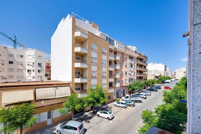 3 makuuhuone Huoneisto myytävänä paikassa Centro, Torrevieja - 138 500 € (Ref: 9208480)