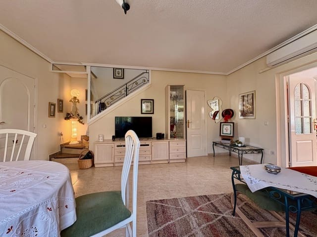 3 soveværelse Bungalow til salg i Doña Pepa, Rojales med swimmingpool - € 249.000 (Ref: 9247112)