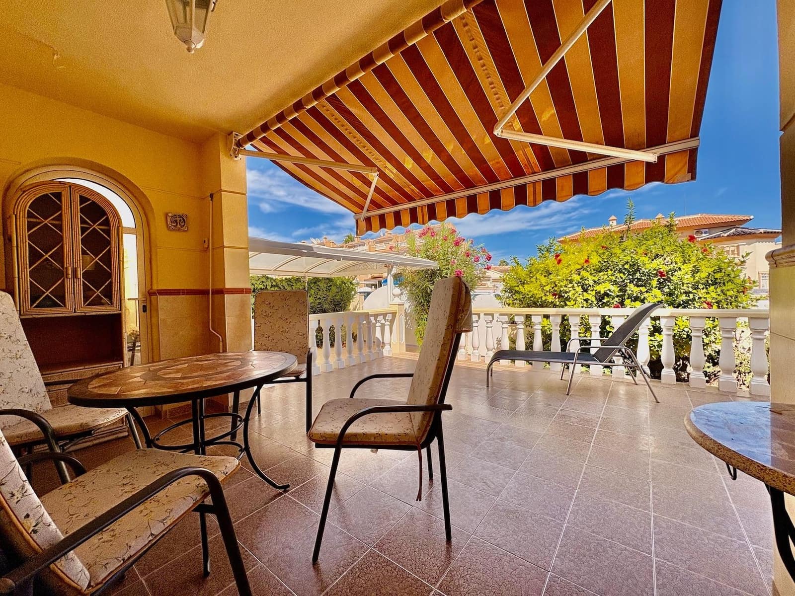 3 bedroom Bungalow for sale in Dona Pepa with pool - € 249,000 (Ref: 9247112)