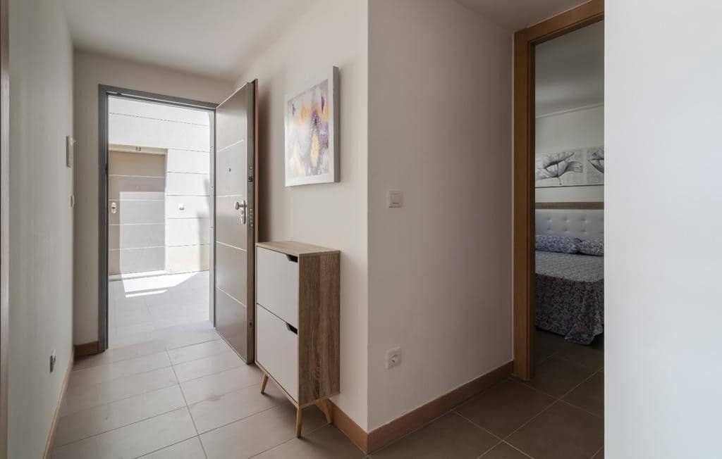 2 slaapkamer Appartement te koop in Arenales del Sol met zwembad - € 395.000 (Ref: 9255176)