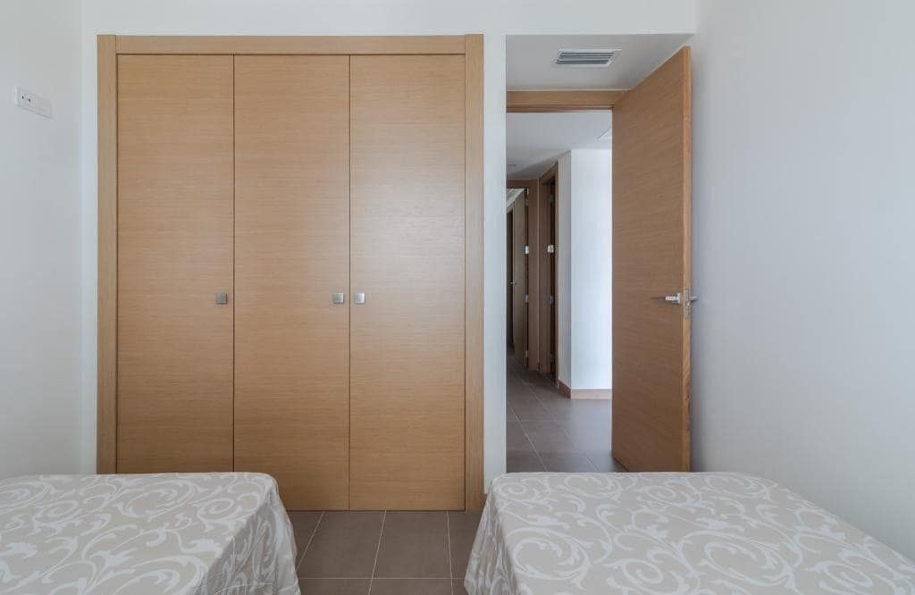 2 slaapkamer Appartement te koop in Arenales del Sol met zwembad - € 395.000 (Ref: 9255176)