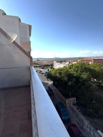 2 bedroom Penthouse for sale in Torrevieja with garage - € 175,000 (Ref: 9272472)