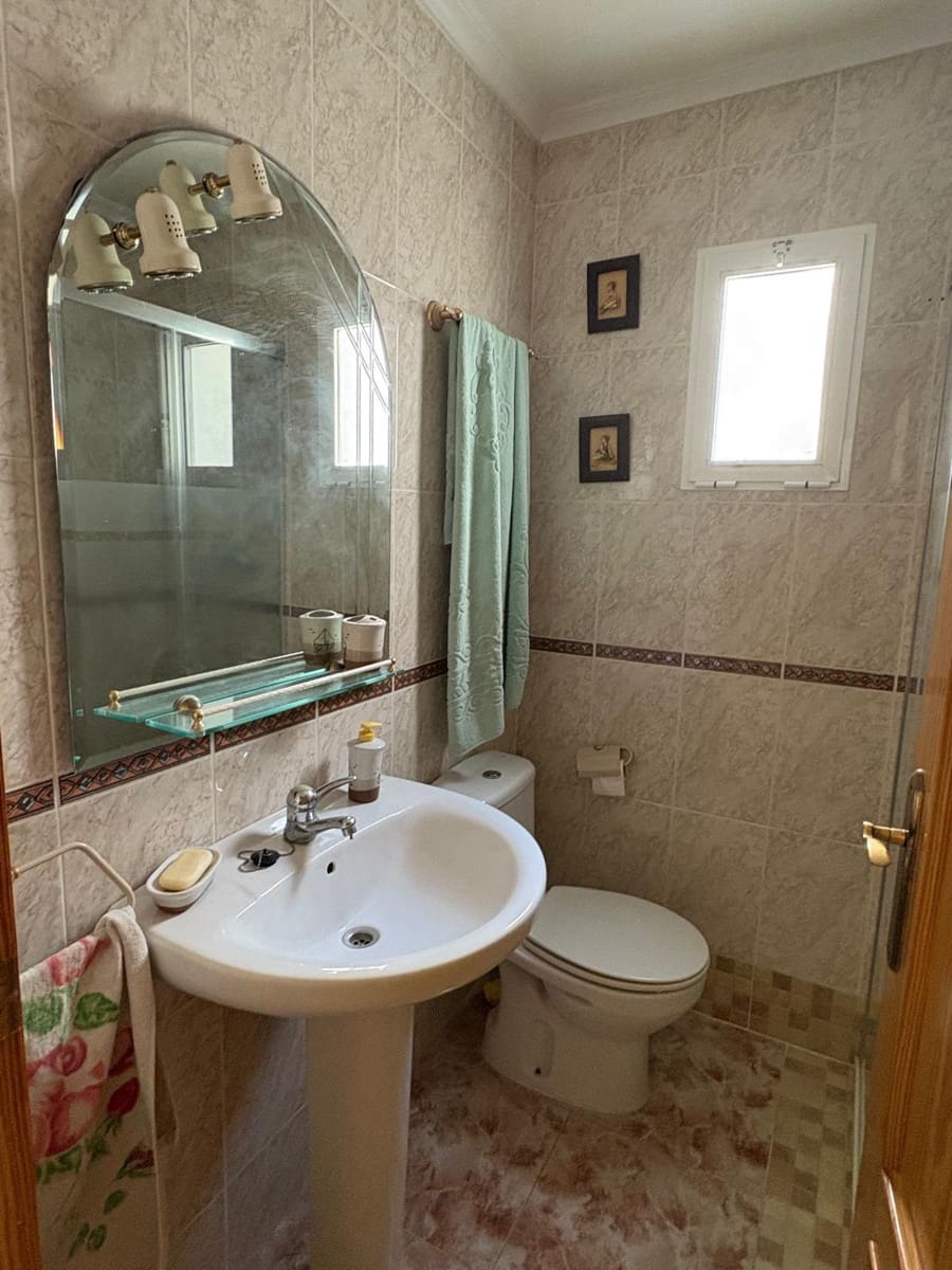 2 quarto Penthouse para venda em Torrevieja com garagem - 175 000 € (Ref: 9272472)