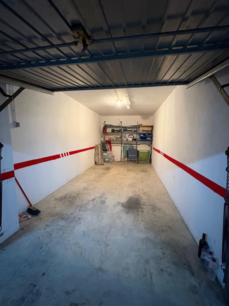 2 quarto Penthouse para venda em Torrevieja com garagem - 175 000 € (Ref: 9272472)