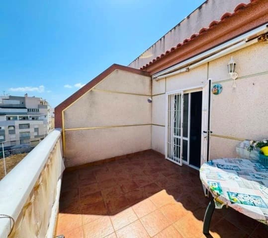 2 bedroom Penthouse for sale in Torrevieja with garage - € 175,000 (Ref: 9272472)