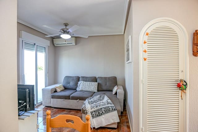 2 chambre Bungalow à vendre à Torrevieja avec piscine - 148 000 € (Ref: 9296780)