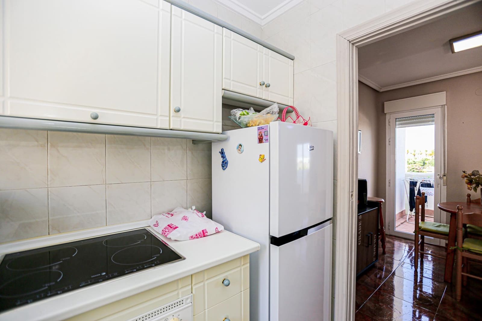 2 chambre Bungalow à vendre à Torrevieja avec piscine - 148 000 € (Ref: 9296780)