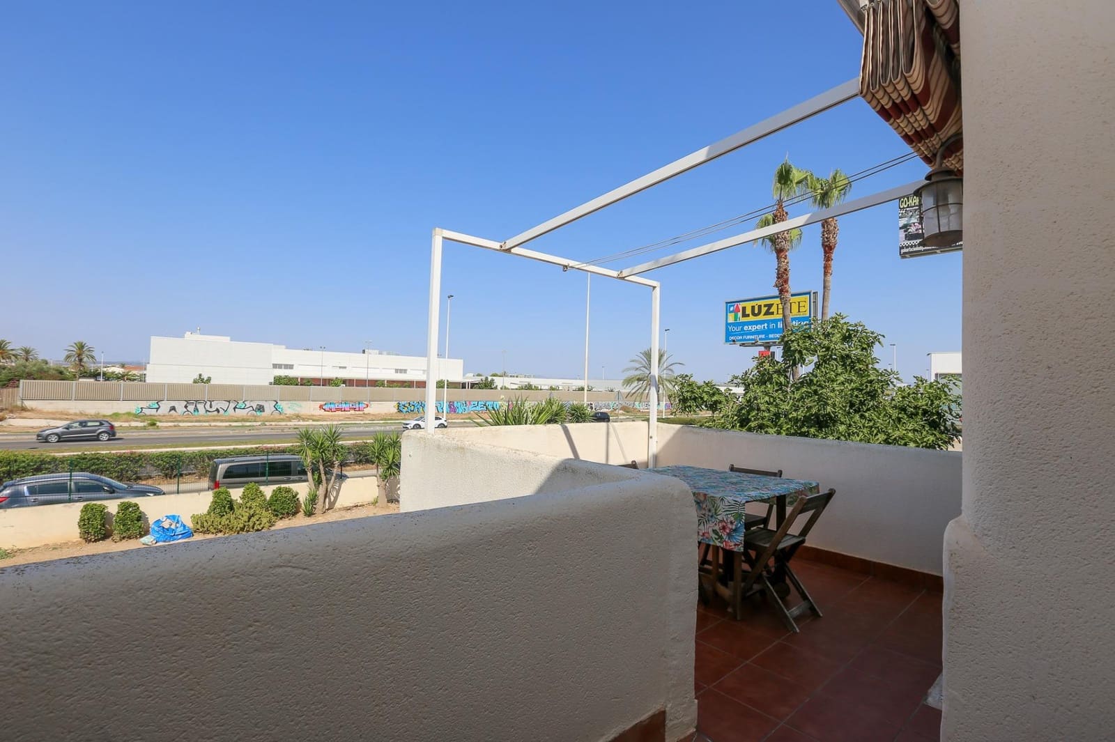 2 chambre Bungalow à vendre à Torrevieja avec piscine - 148 000 € (Ref: 9296780)