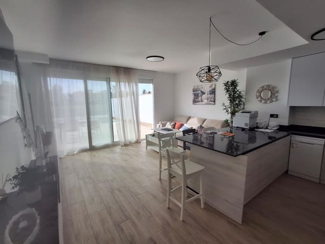 Apartamento de 3 habitaciones en Los Alcázares en venta con piscina garaje - 357.000 € (Ref: 9311090)