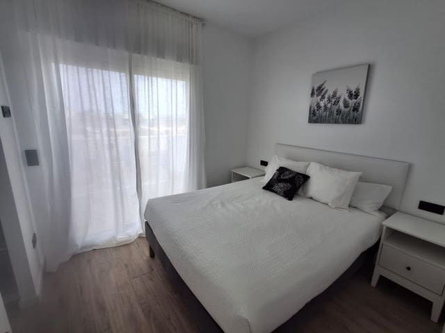 Apartamento de 3 habitaciones en Los Alcázares en venta con piscina garaje - 357.000 € (Ref: 9311090)