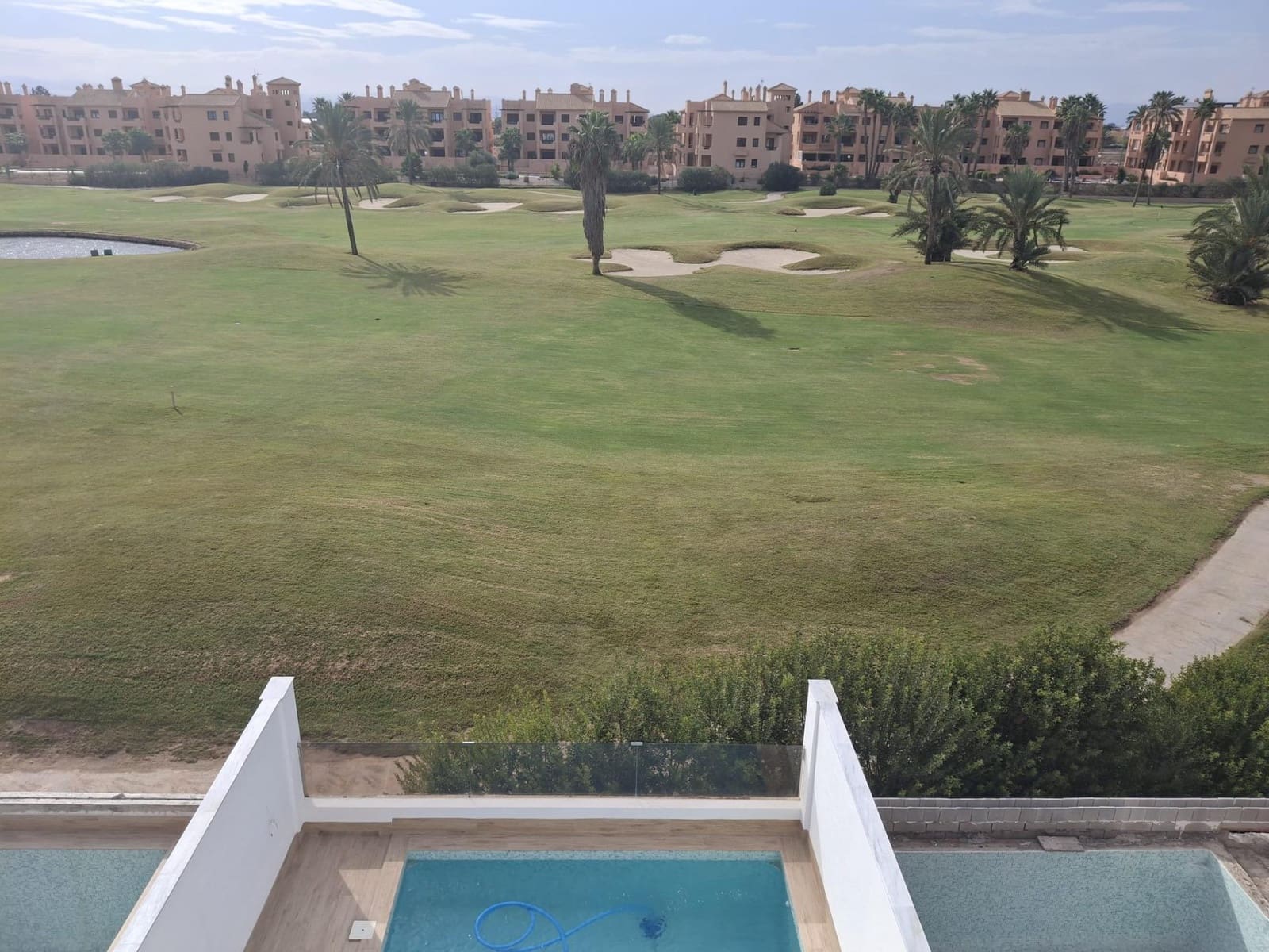 Apartamento de 3 habitaciones en Los Alcázares en venta con piscina garaje - 357.000 € (Ref: 9311090)