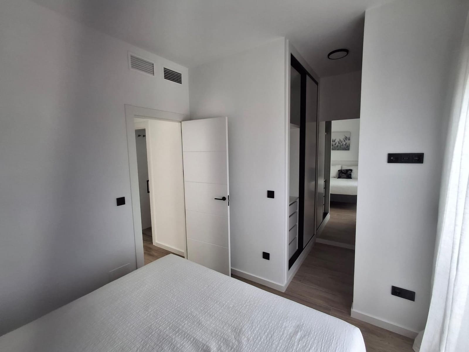 3 soverom Leilighet til salgs i Los Alcazares med svømmebasseng garasje - € 357 000 (Ref: 9311090)