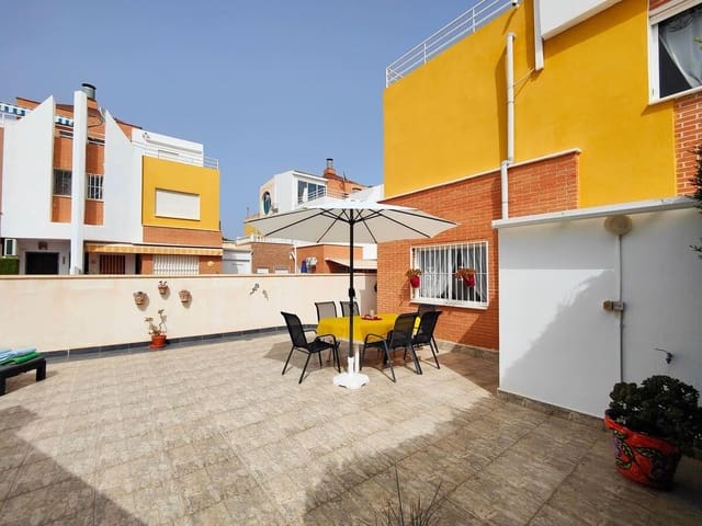 3 bedroom Terraced Villa for sale in Los Altos with pool - € 210,000 (Ref: 9326358)
