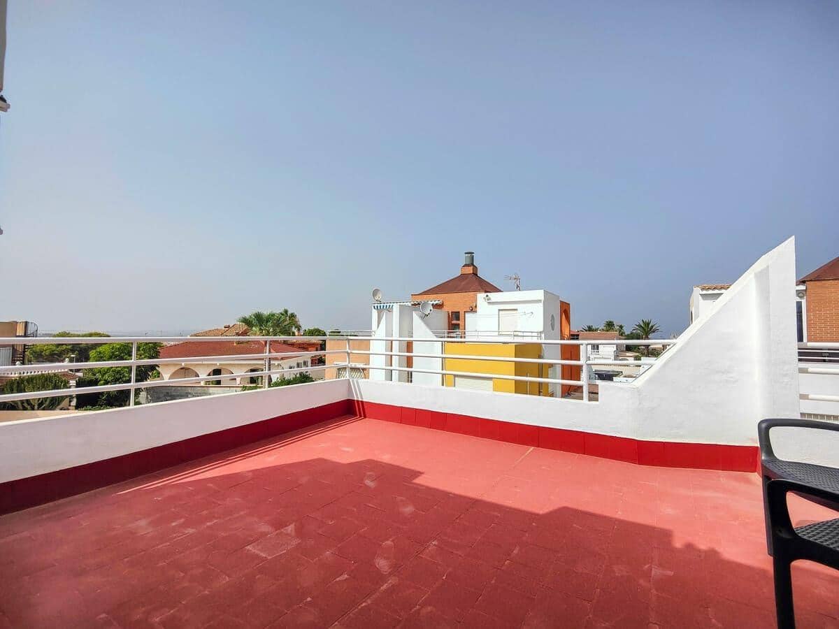 3 bedroom Terraced Villa for sale in Los Altos with pool - € 210,000 (Ref: 9326358)