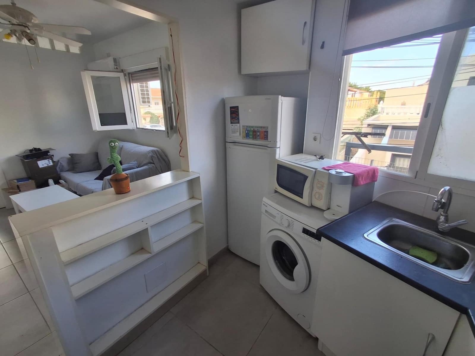 Studio til salg i Torrevieja med swimmingpool - € 95.000 (Ref: 9326359)