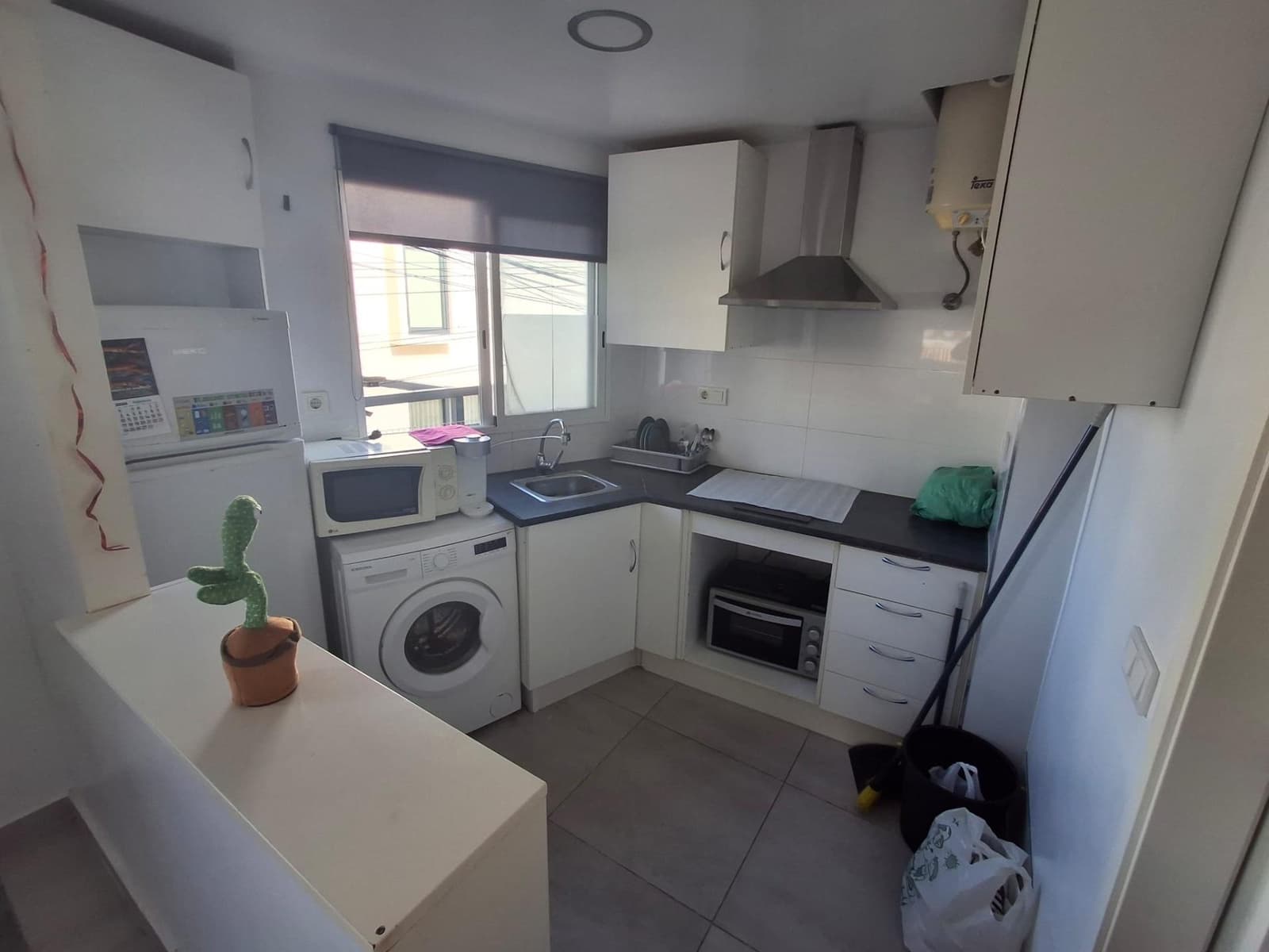 Studio na sprzedaż w Torrevieja z basenem - 95 000 € (Ref: 9326359)