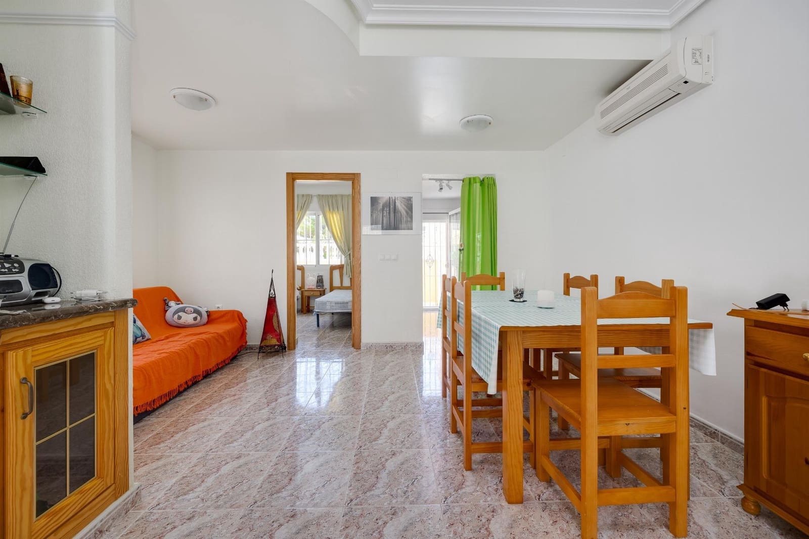 3 Zimmer Reihenhaus zu verkaufen in La Zenia mit Pool - 259.900 € (Ref: 9335234)