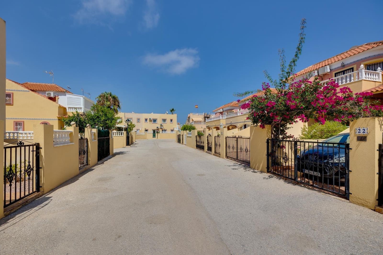 3 Zimmer Reihenhaus zu verkaufen in La Zenia mit Pool - 259.900 € (Ref: 9335234)