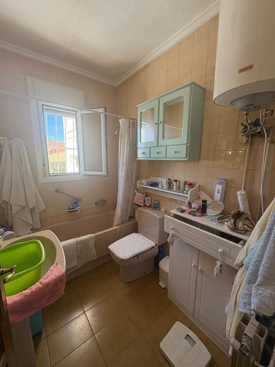 3 sypialnia Willa na sprzedaż w Ciudad Quesada z basenem garażem - 435 000 € (Ref: 9335236)