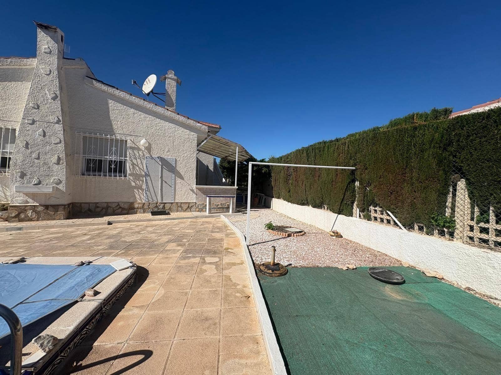 3 sypialnia Willa na sprzedaż w Ciudad Quesada z basenem garażem - 435 000 € (Ref: 9335236)