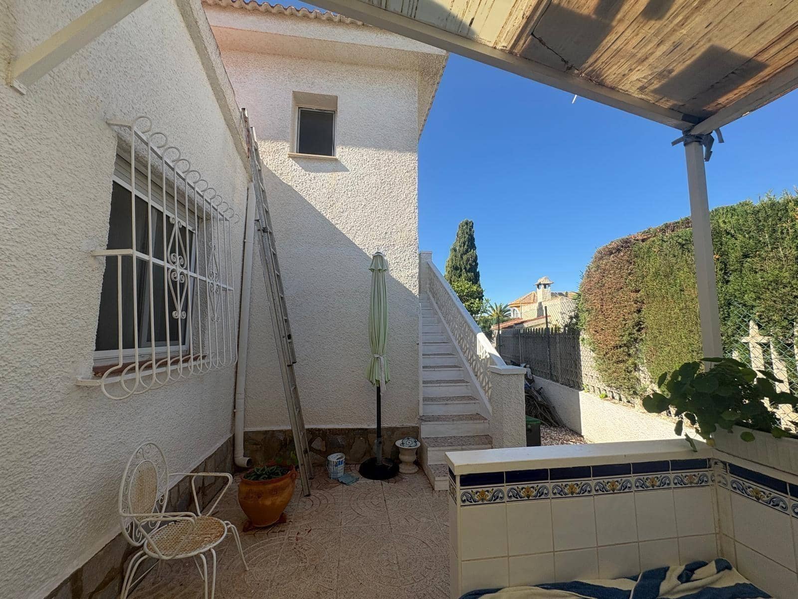 3 sypialnia Willa na sprzedaż w Ciudad Quesada z basenem garażem - 435 000 € (Ref: 9335236)