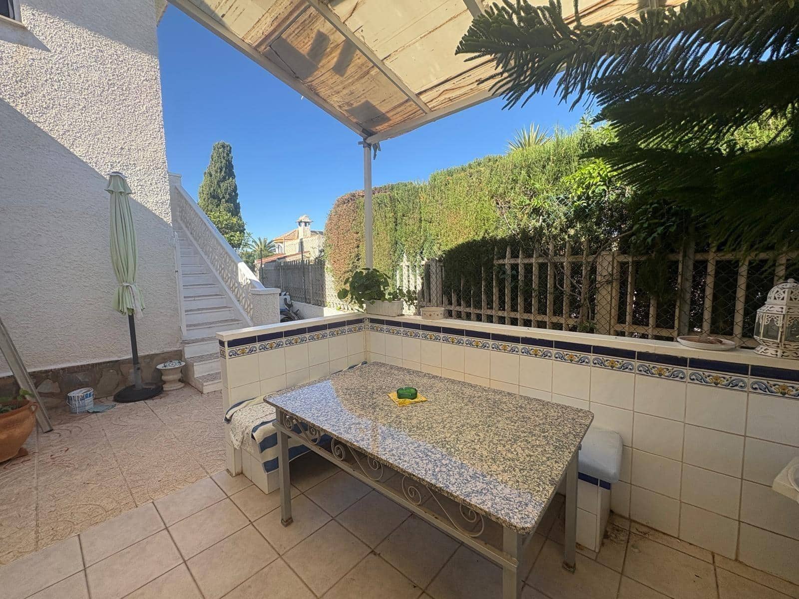 3 sypialnia Willa na sprzedaż w Ciudad Quesada z basenem garażem - 435 000 € (Ref: 9335236)