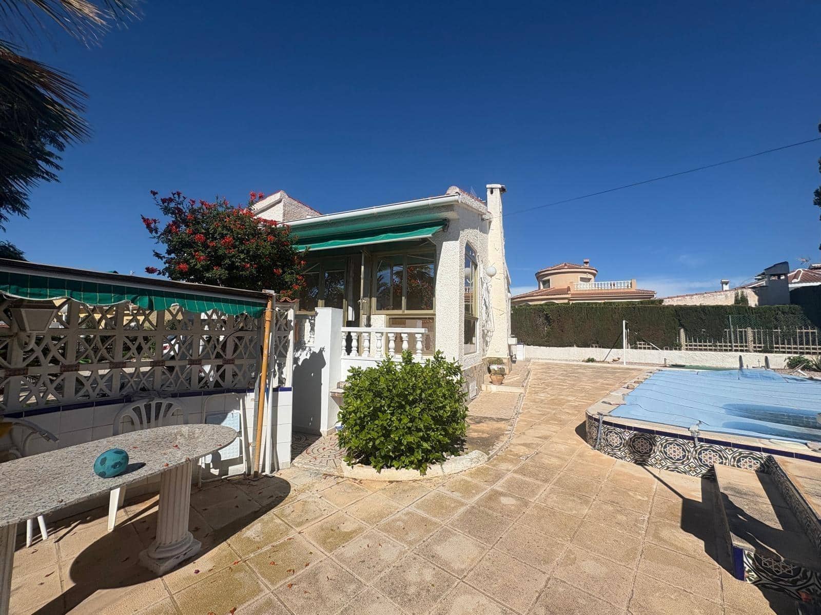 3 sypialnia Willa na sprzedaż w Ciudad Quesada z basenem garażem - 435 000 € (Ref: 9335236)