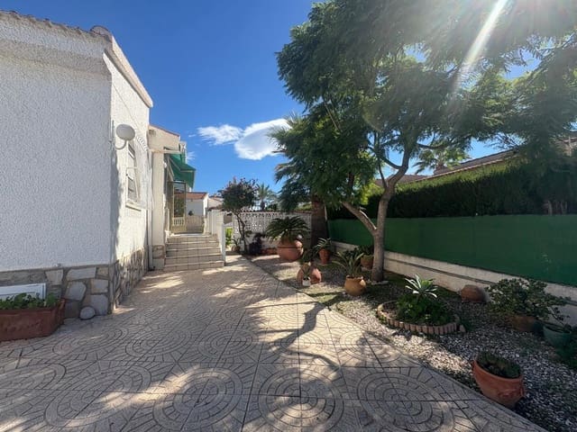 3 sypialnia Willa na sprzedaż w Ciudad Quesada, Rojales z basenem garażem - 435 000 € (Ref: 9335236)