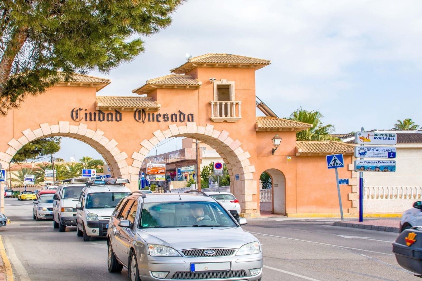 3 sypialnia Willa na sprzedaż w Ciudad Quesada z basenem garażem - 435 000 € (Ref: 9335236)