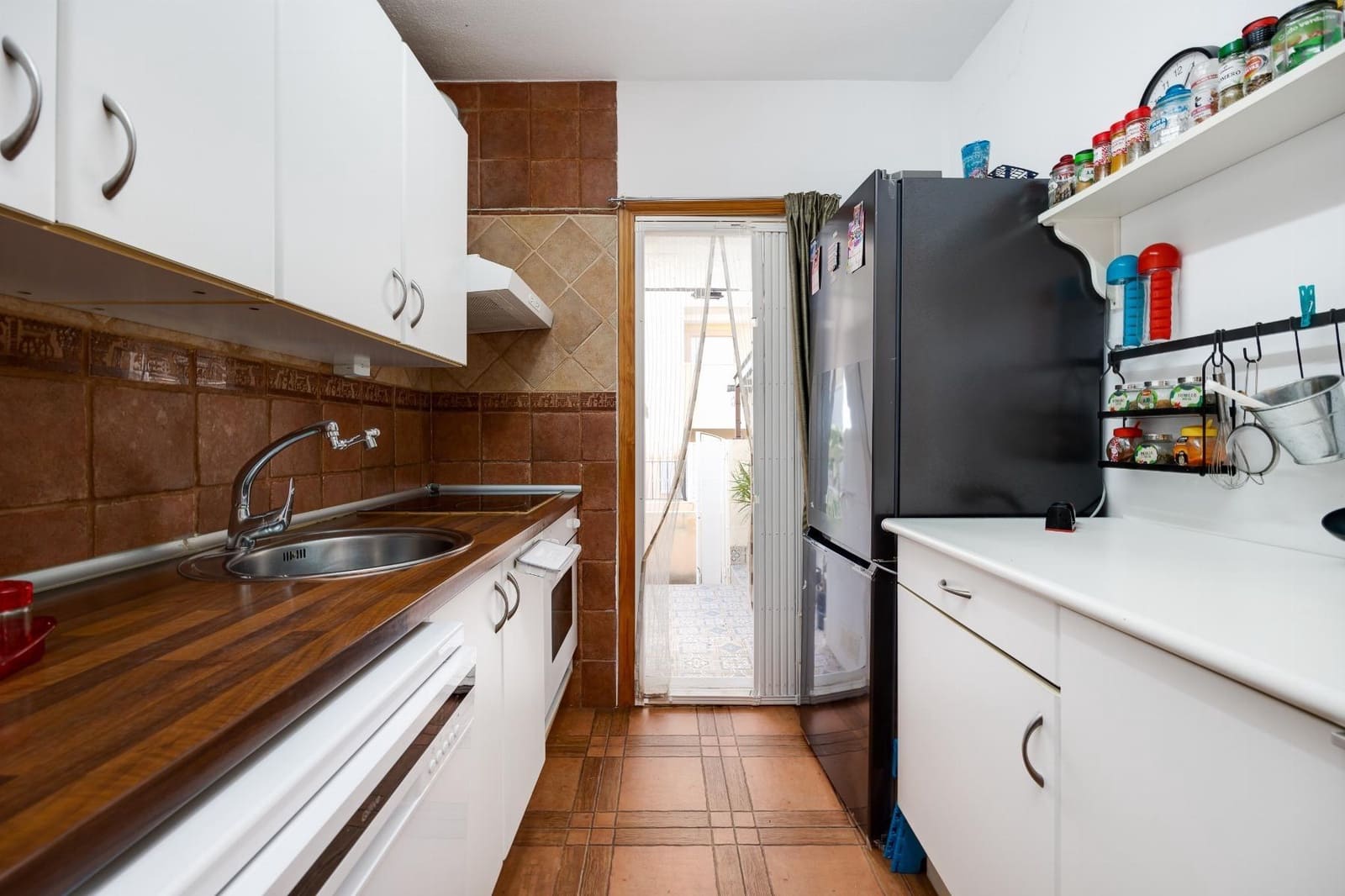 2 Zimmer Reihenhaus zu verkaufen in Orihuela Costa mit Pool - 158.000 € (Ref: 9337857)