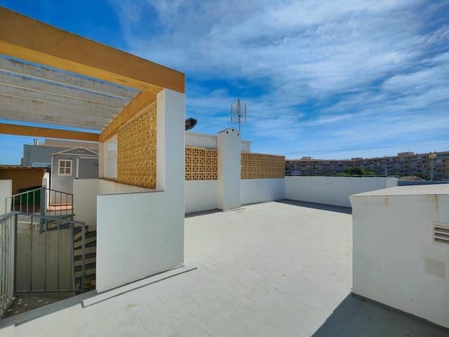 3 quarto Bungalow para venda em Centro, Torrevieja com piscina - 154 900 € (Ref: 9347156)