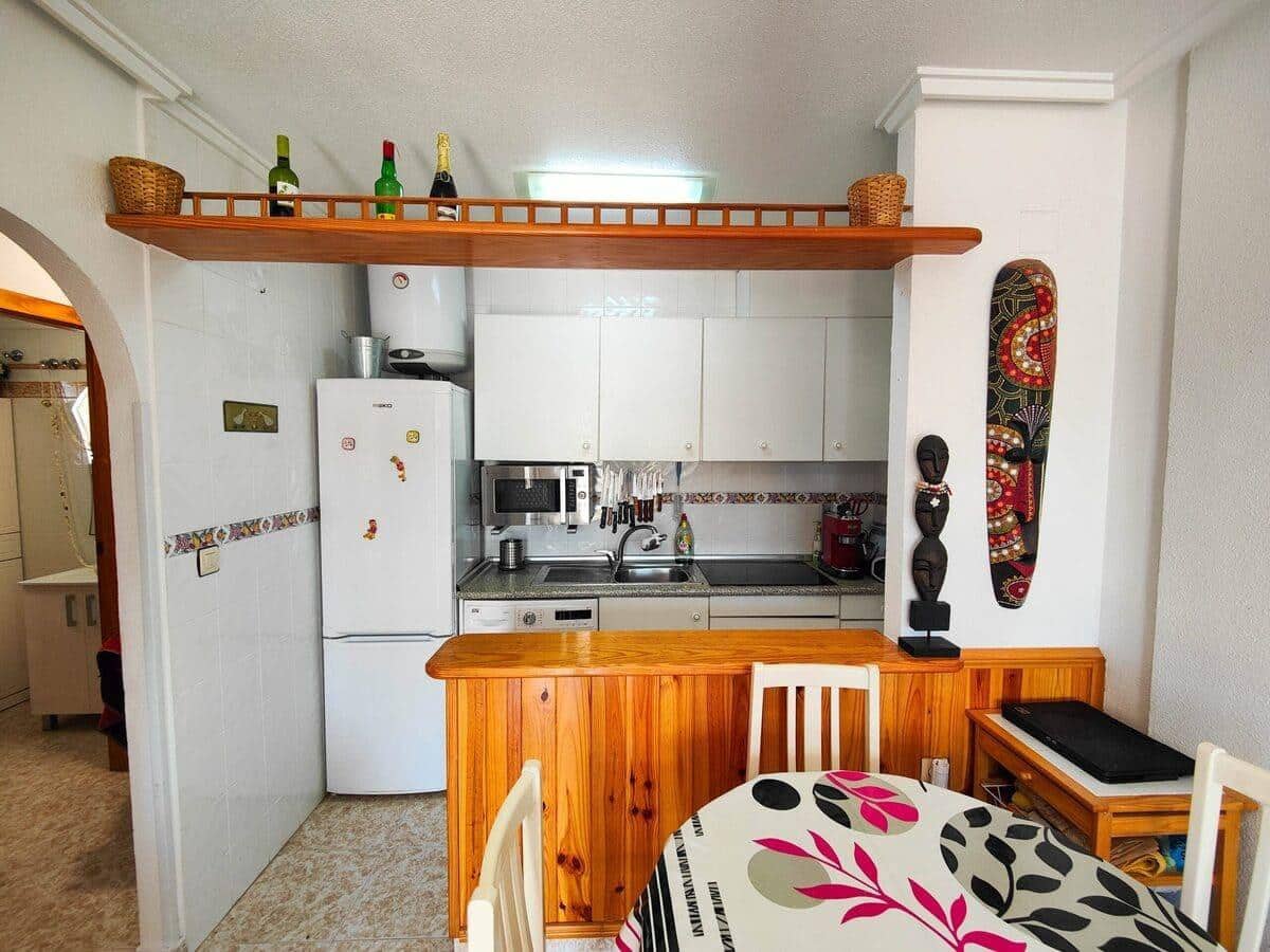 3 soveværelse Bungalow til salg i Torrevieja med swimmingpool - € 154.900 (Ref: 9347156)