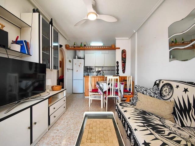 3 quarto Bungalow para venda em Centro, Torrevieja com piscina - 154 900 € (Ref: 9347156)