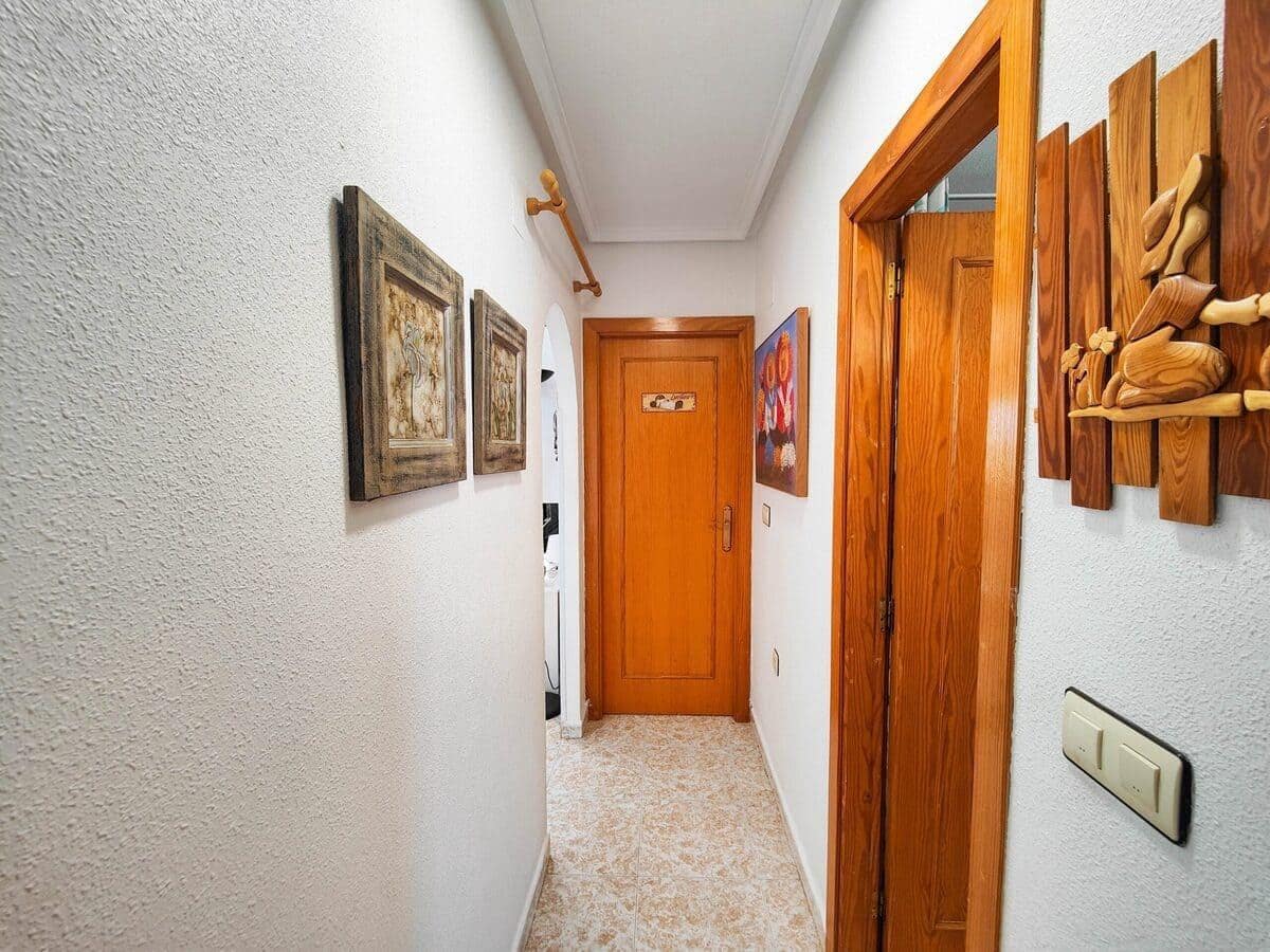 3 soveværelse Bungalow til salg i Torrevieja med swimmingpool - € 154.900 (Ref: 9347156)