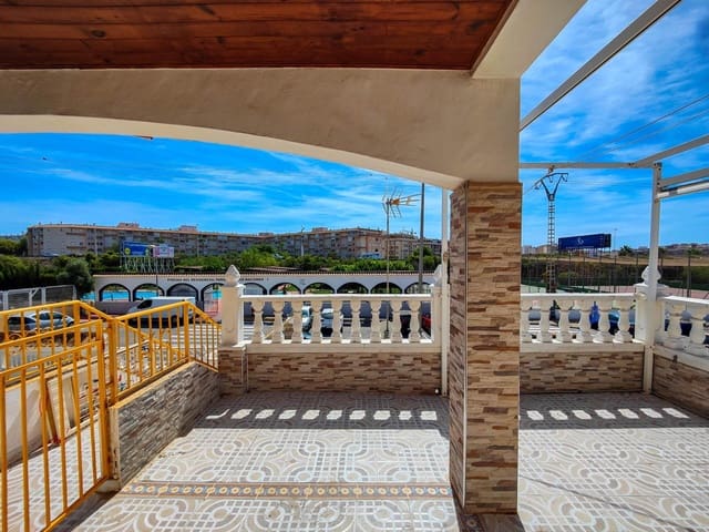 3 quarto Bungalow para venda em Centro, Torrevieja com piscina - 154 900 € (Ref: 9347156)